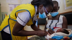 Au Kenya, le premier vaccin contre le paludisme a (déjà) fait ses preuves
