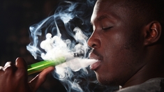 Le Cameroun interdit la chicha 