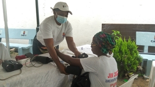 Des dépistages gratuits pour les travailleurs à l'hôpital général de Douala