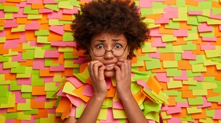Peur : pourquoi tremble-t-on lorsque l'on parle en public ?