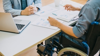 Pourquoi l'accès à l'emploi des personnes en situation de handicap est compliqué au Maroc ?