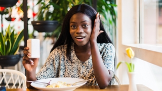 Pourquoi resaler ses plats est une mauvaise habitude