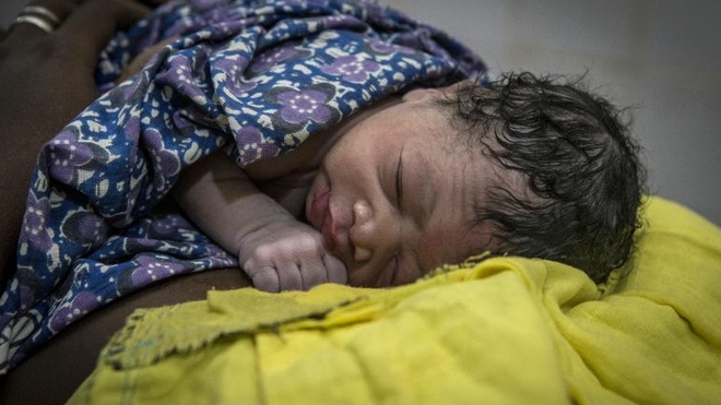 Au Mali, trop de bébés meurent à la naissance