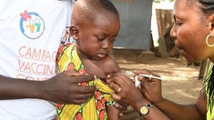 Le Covid-19 complique l’élimination d’une forme mortelle de méningite en Afrique