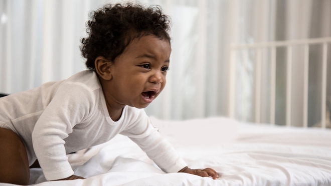 Mon bébé est tombé sur la tête, que faire ?