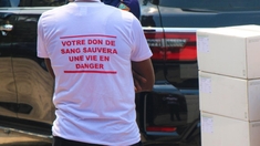 En Afrique, les services de transfusion sanguine manquent de donneurs