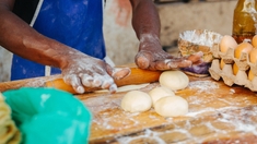 Au Cameroun, le pain au bromate menace la vie de millions de personnes