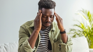 Pourquoi les suicides explosent en Afrique ?
