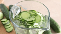 Voici pourquoi vous ne devriez pas mettre de concombre dans votre eau cet été