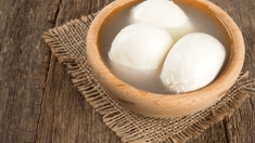 Ne jetez plus l'eau de la mozzarella : voici quatre façons de l'utiliser en cuisine