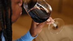Peut-on boire du vin quand on a du cholestérol ?