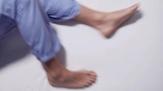 Des jambes qui ne dorment jamais, un vrai syndrome
