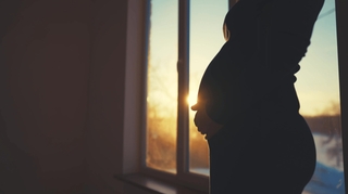 Grossesse tardive : risquée, mais possible !