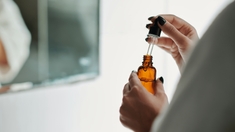 Le rétinol est-il un produit anti-âge efficace ?