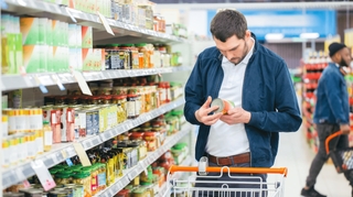 Aliments ultra-transformés : comment le score NOVA peut vous aider à les éviter
