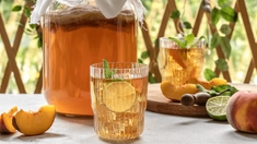 Est-il dangereux de boire du kombucha ?