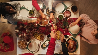 Pain d'épices, tarama : comment bien les choisir à Noël ou les faire soi-même ?