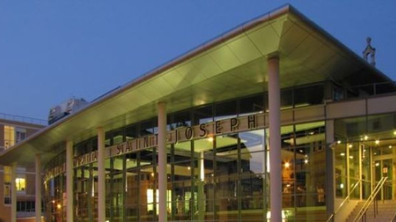 Hôpital SaintJoseph un centre de cancérologie innovant au cœur de