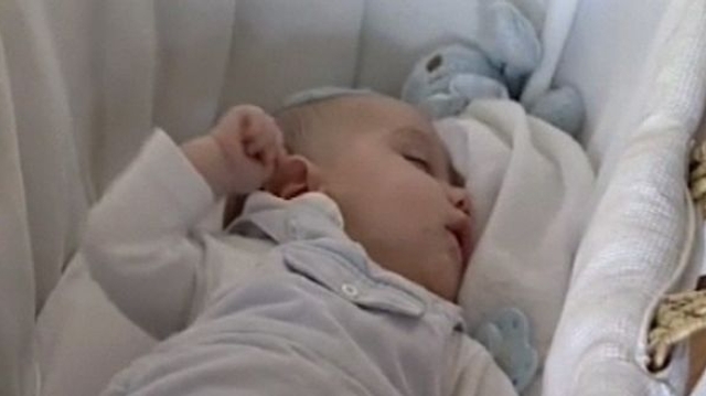 Changement d'heure : quel impact sur le sommeil de bébé ?