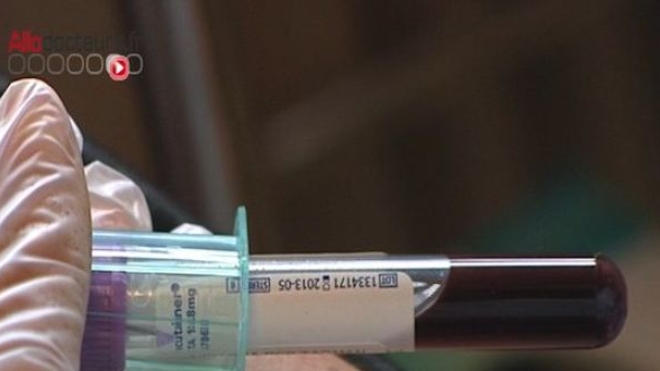 Le Comité d'éthique favorable aux nouveaux tests sanguins prénataux