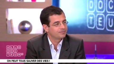 Premiers secours : pourquoi n'enseigne-t-on plus le bouche-à-bouche ?