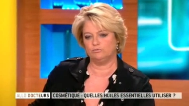 Cosmétiques : les huiles essentielles sont-elles adaptées à certains types de peau ?