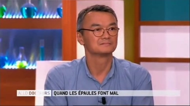 Qui consulter en cas de douleurs à l'épaule ?