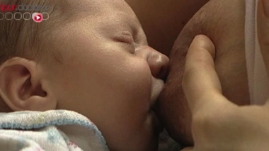 Diversifier l'alimentation du bébé avant 4 mois augmenterait le risque d'allergies