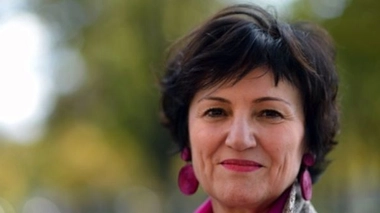 Une ministre révèle son cancer pour ''faire évoluer le regard de la société''