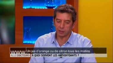 Un jus de fruits tous les matins constitue-t-il un apport suffisant en vitamine C ?