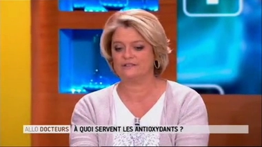 Quels sont les risques de surdosage avec les cocktails d'antioxydants ?