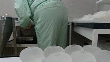 Prothèses PIP : le certificateur devra payer les provisions d'indemnités