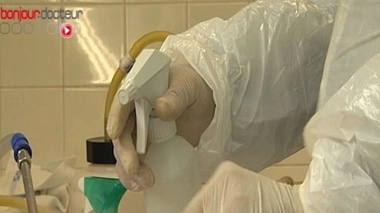 Vers la fin de l'interdiction des soins funéraires pour les séropositifs