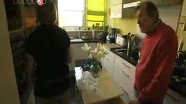 Parkinson : diminuer le fer pour diminuer les symptômes ? Reportage vidéo du 28 avril 2014.