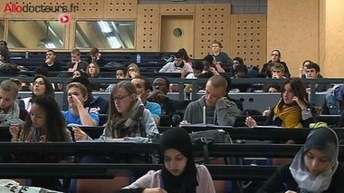 La première année en école de médecine opère une forte sélection sociale.