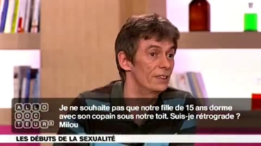 Sexualité des ados : l'avis des parents