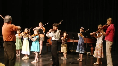 Jouer d'un instrument pour assouplir son esprit ? (cc-by-sa Stilfehler)