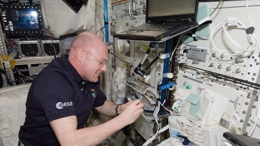 Dans l'espace, le système immunitaire des astronautes se dérègle (Crédit photo : NASA)