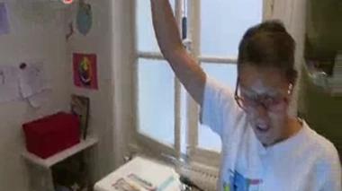 Les dents des enfants en danger ? Reportage vidéo du 10 novembre 2014.