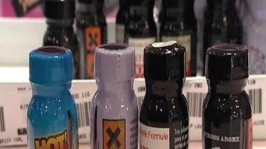 Poppers : l'euphorie n'est pas sans risque