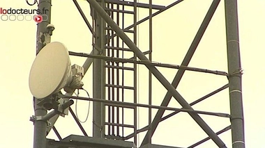 Adoption d'une loi pour encadrer l'exposition aux ondes