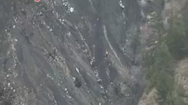 Après le crash de la Germanwings, la difficile recherche des corps a commencé.