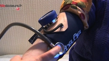 Hypertension : l'intérêt d'un traitement plus agressif des sujets à risque se confirme