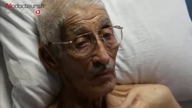 Une main cousue dans le ventre pour éviter l'amputation