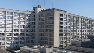 Le CHU Pontchaillou de Rennes, où est décédé l'un des participants à l'essai Biotrial. (cc-by-sa Electzik)
