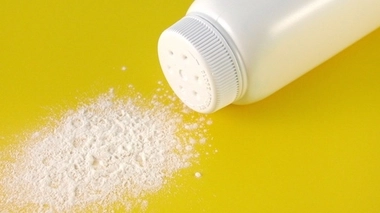 Certaines femmes utilisent le talc "Baby Powder" pour leur hygiène intime