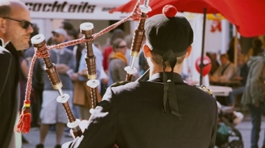 La cornemuse était empoisonnée