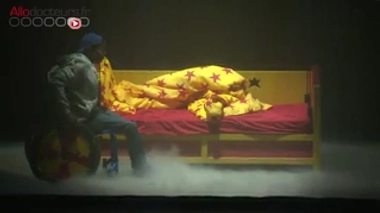 Timéo, à mi-chemin entre le cirque et la comédie musicale. Un grand spectacle sur la différence. 