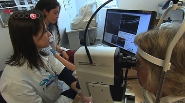 Examen ophtalmologique mettant en évidence une uvéite (image d'illustration).