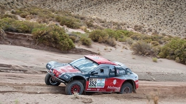 La voiture de Philippe Croizon lors de la septième étape du Dakar. (source : compte Twitter de Philippe Croizon)